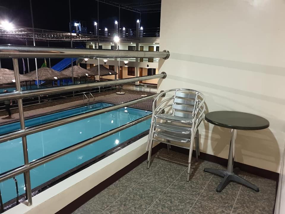 La Primera Grande Beach Resort Roxas  Exterior photo